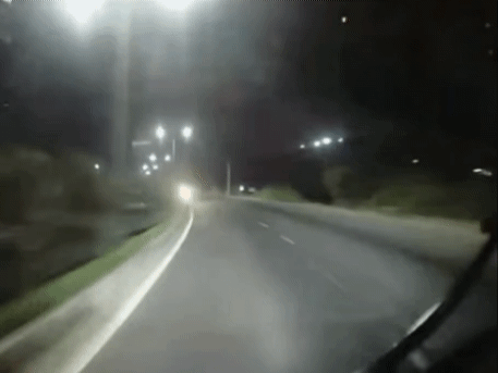 Người đàn ông đi xe máy ngược chiều bị ô tô khách tông tử vong