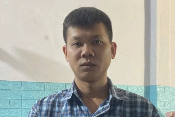 Mâu thuẫn trong lúc chạy xe, nam thanh niên bị đâm tử vong