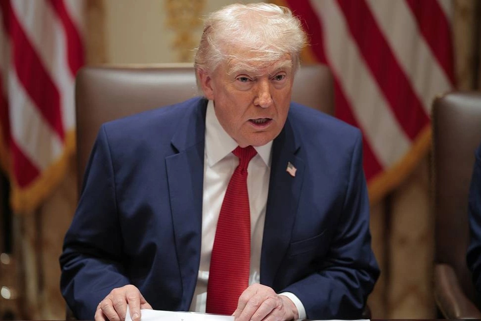 Tổng thống Trump đề xuất liên doanh với Iran thu phí qua eo biển Hormuz