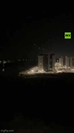 Toàn cảnh xung đột Trung Đông: Israel báo động khẩn, phòng không khai hỏa