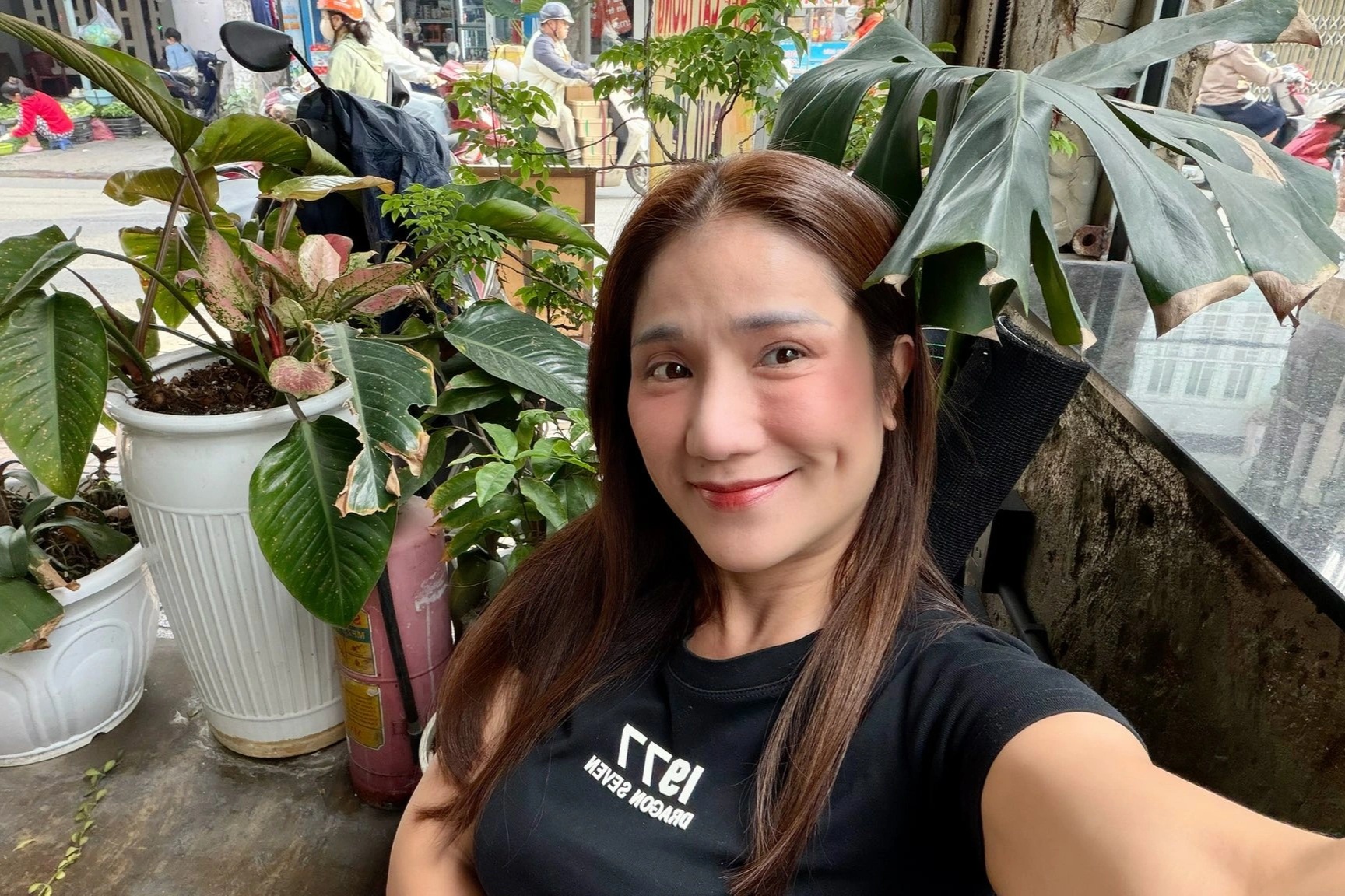 "Bà mối" Cát Tường dẹp quán cà phê đầu tư trăm triệu, cuộc sống giờ ra sao?