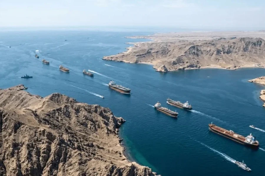 Báo Mỹ tiết lộ mức phí phải trả cho Iran khi tàu đi qua eo biển Hormuz