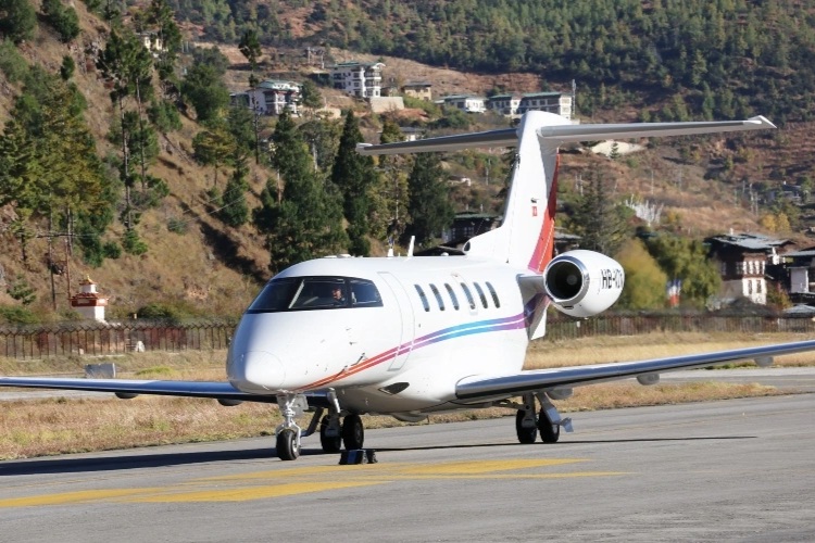 Giám đốc Việt  chi tiền tỷ bao trọn máy bay đưa nhân viên du lịch