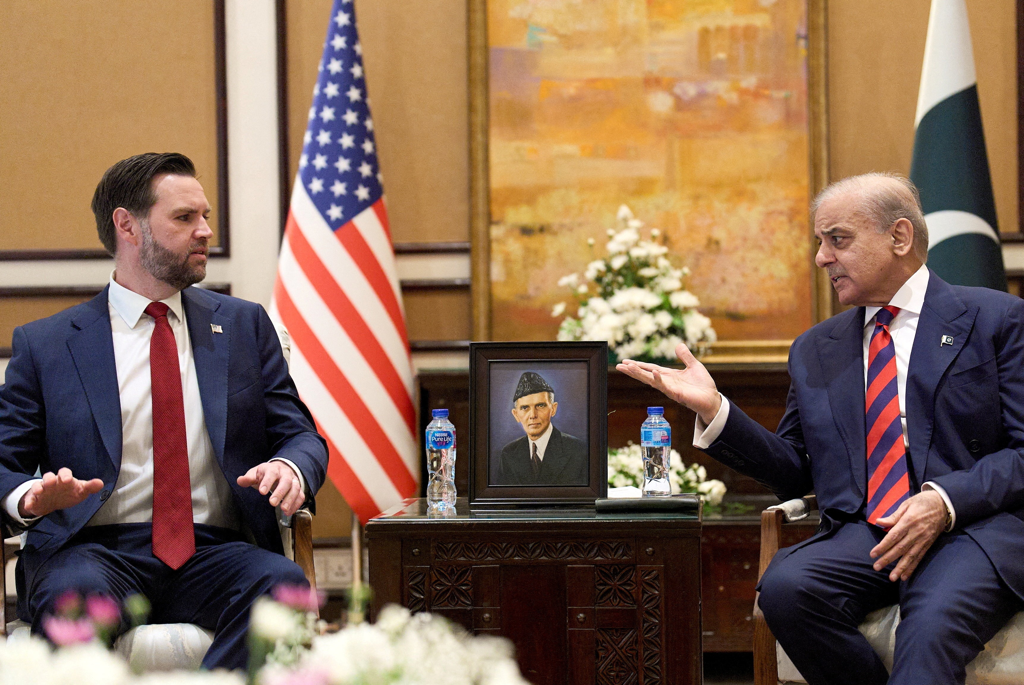 Mỹ - Iran đàm phán lịch sử suốt 14 giờ, Tổng thống Trump lên tiếng