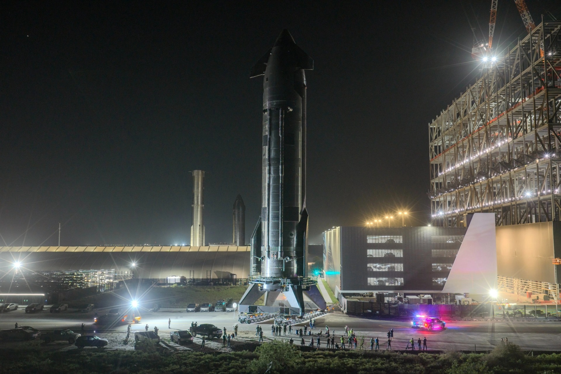 SpaceX thử nghiệm tên lửa khổng lồ, mở đường cho hành trình lên Sao Hỏa