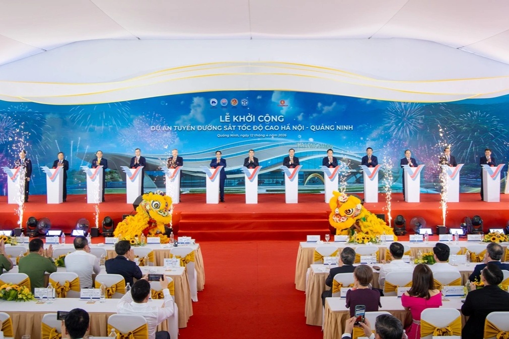 Đường sắt tỷ USD khởi công, Vincom Collection Bazaar đón dòng người từ “tứ giác tăng trưởng” miền Bắc