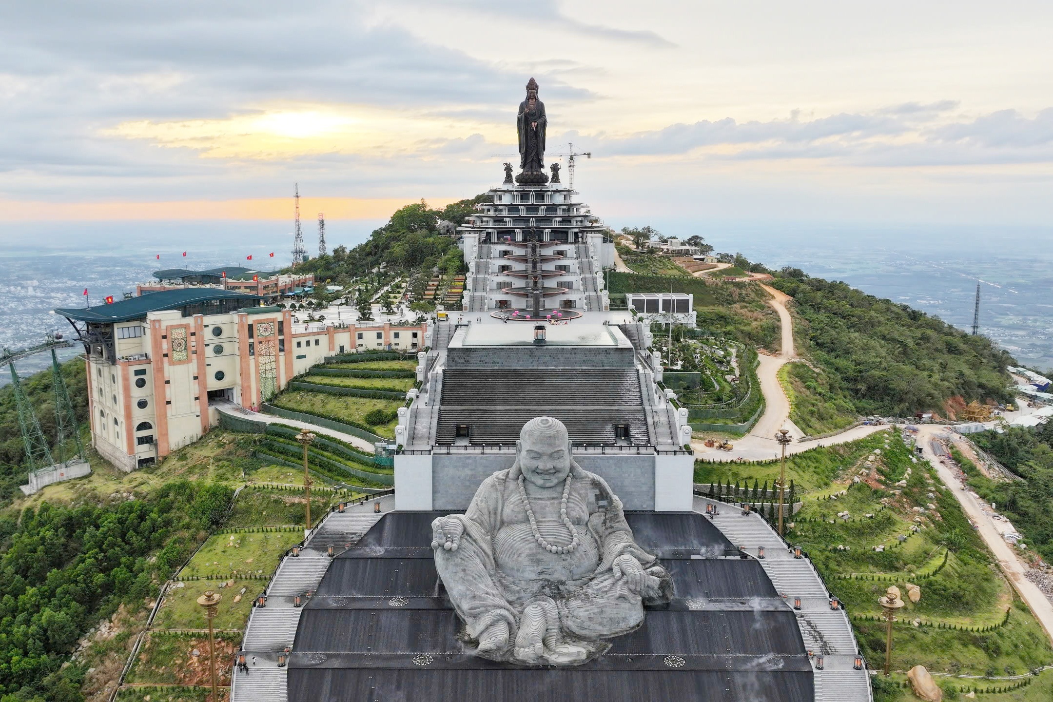Lợi thế du lịch tâm linh mở hướng hút khách cho Tây Ninh