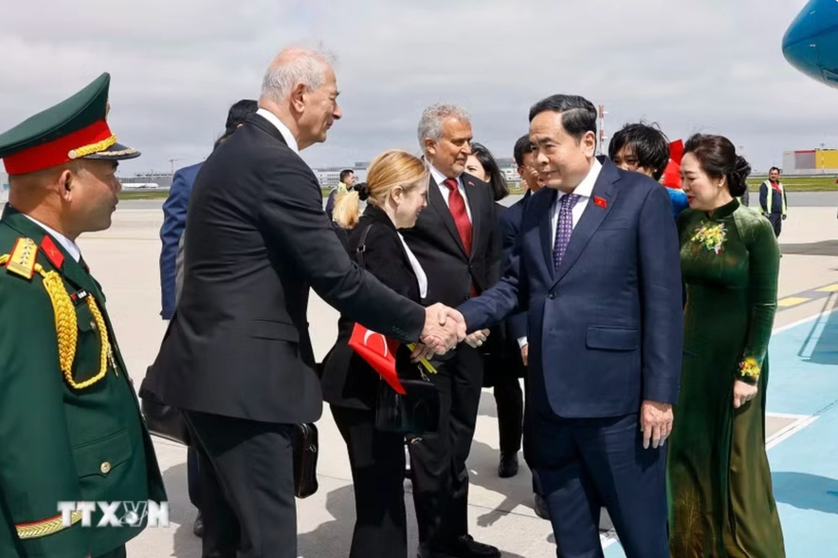 Chủ tịch Quốc hội đến Thổ Nhĩ Kỳ, bắt đầu tham dự Đại hội đồng IPU-152