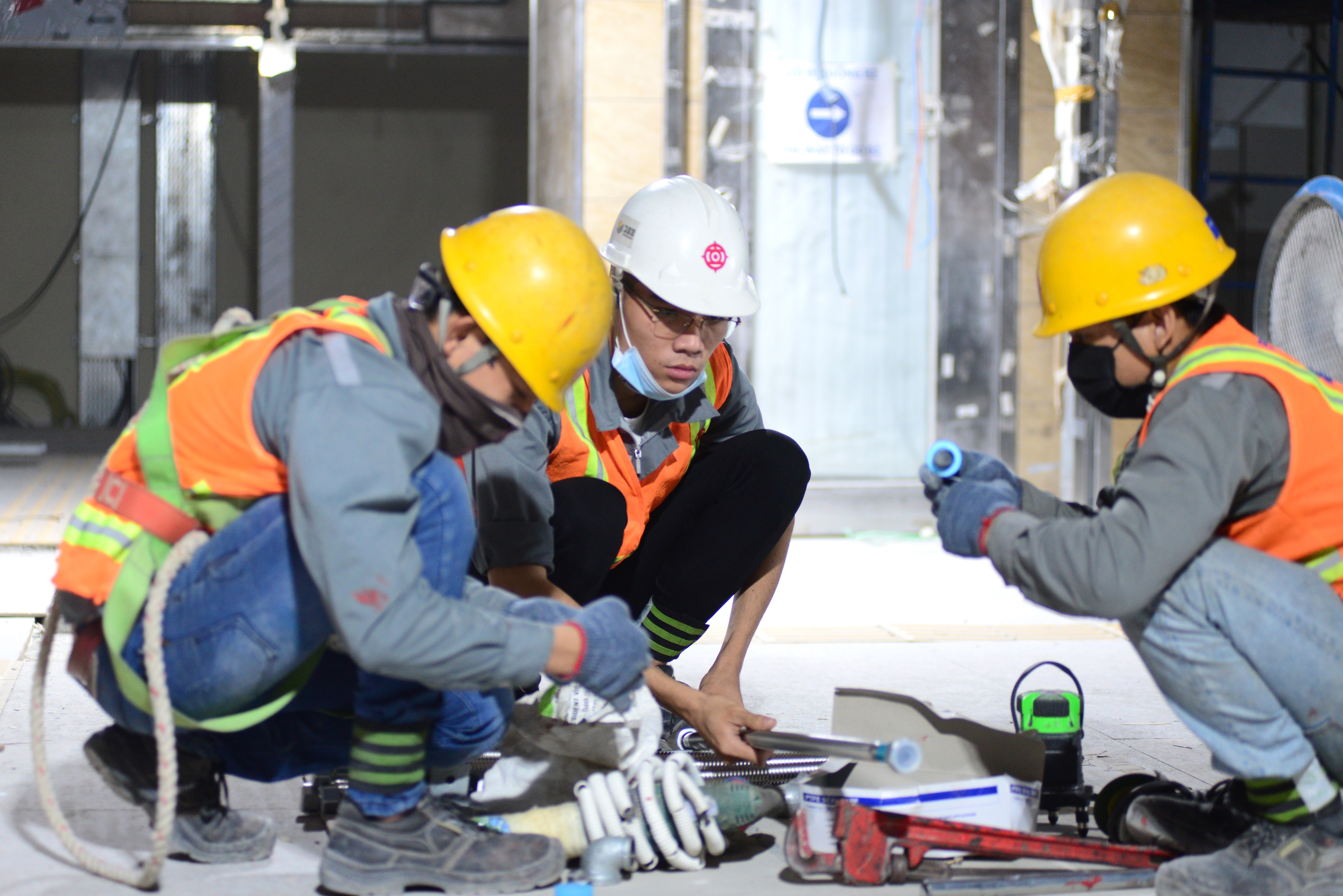 Lao động thời vụ thu nhập từ 2,34 triệu đồng/tháng phải đóng BHXH bắt buộc