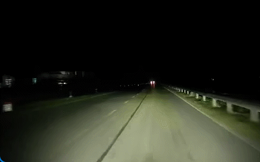 Nổi bật tuần qua: Tài xế đánh lái “thần sầu” tránh người đi bộ trong đêm