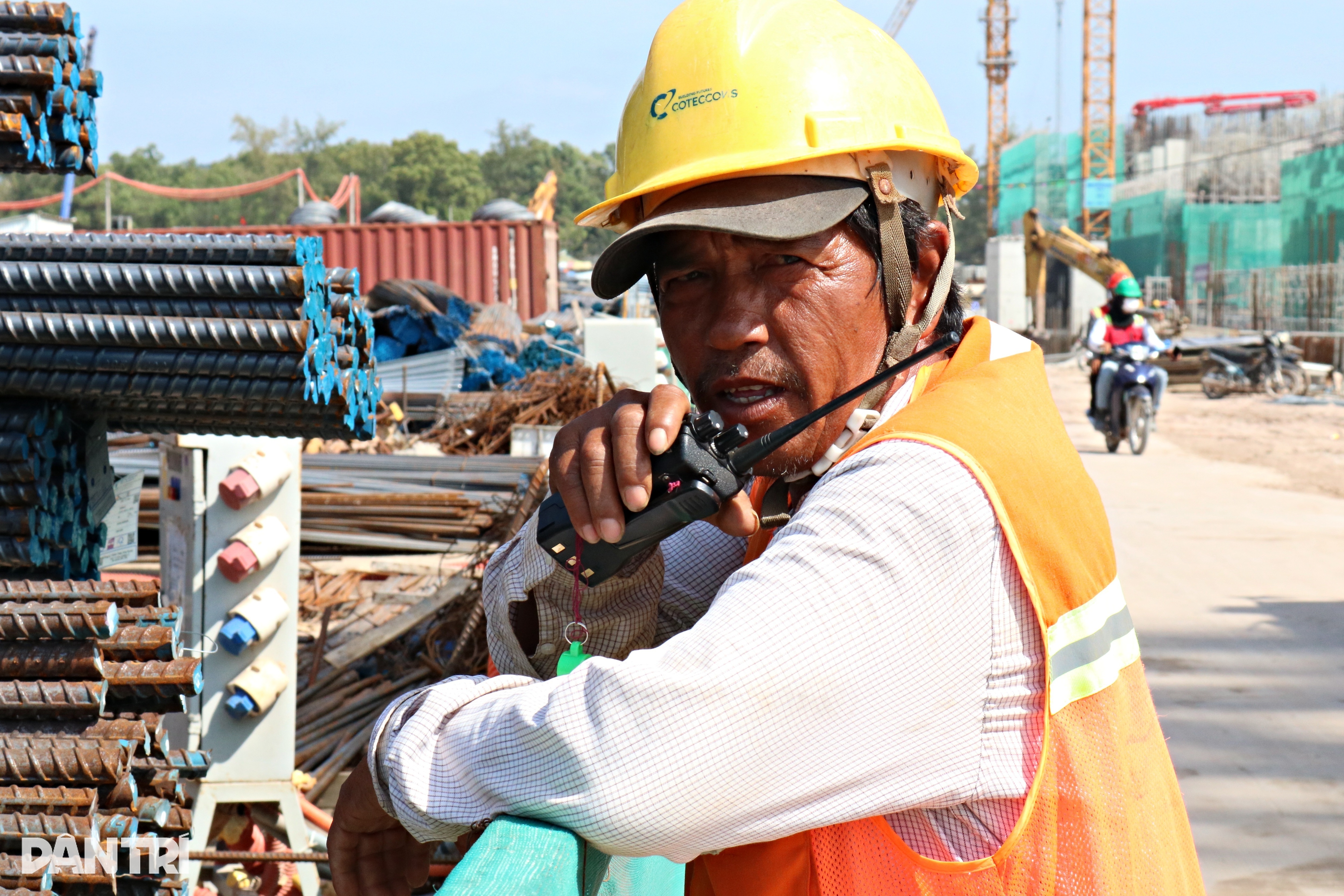 Một số dự án APEC thi công cầm chừng vì thiếu công nhân, vướng mặt bằng