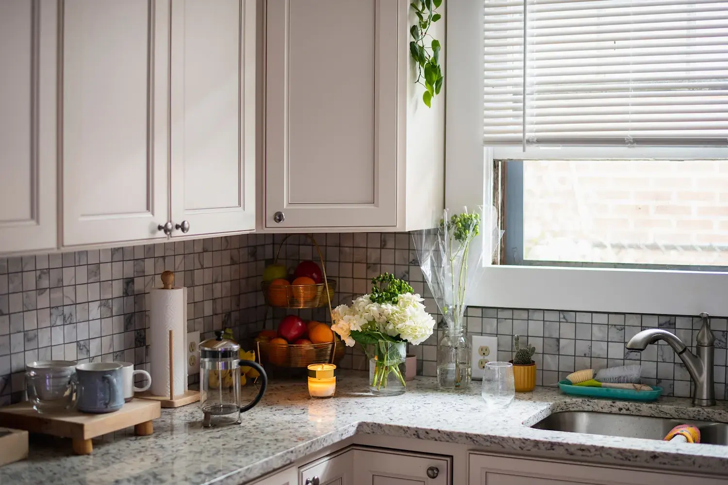4 nơi bừa bộn âm thầm “rút cạn năng lượng” của bạn