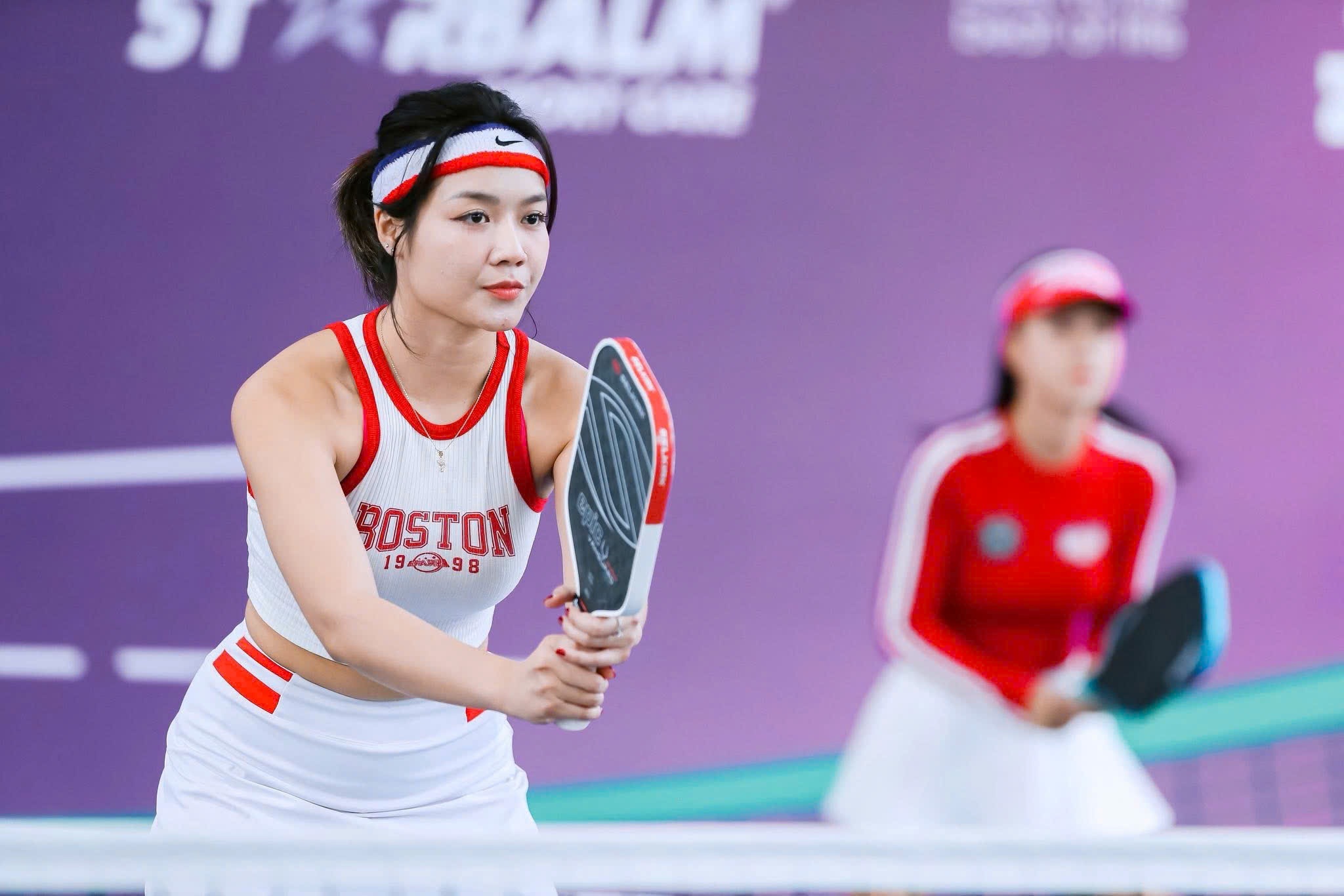 Pickleball thoái trào ở Hà Nội bởi hình thức “xé vé”?