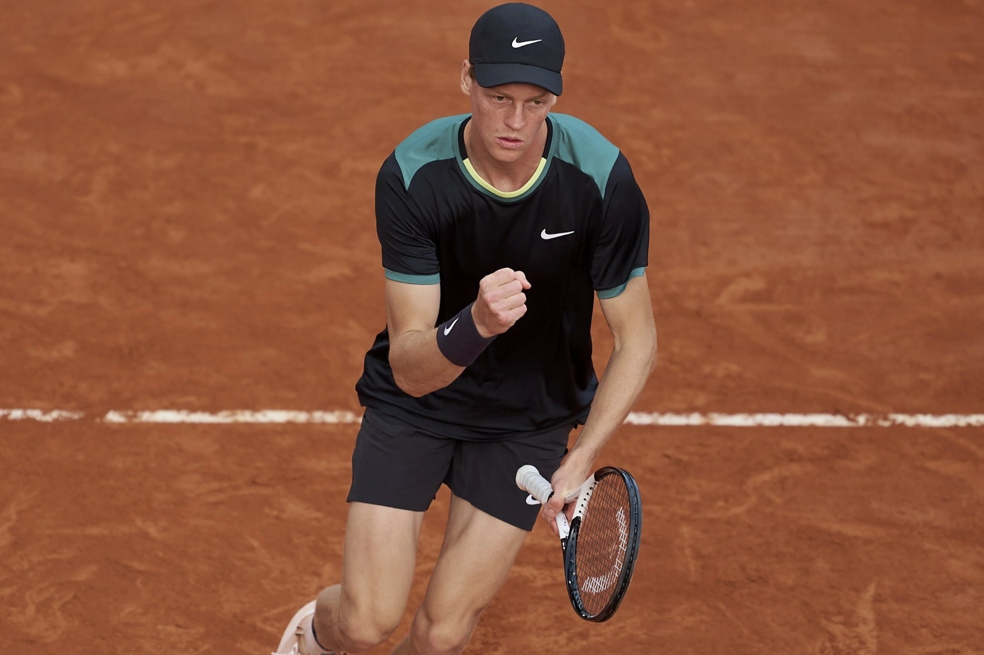 Sinner và Zverev hẹn quyết đấu ở chung kết Madrid Open 2026