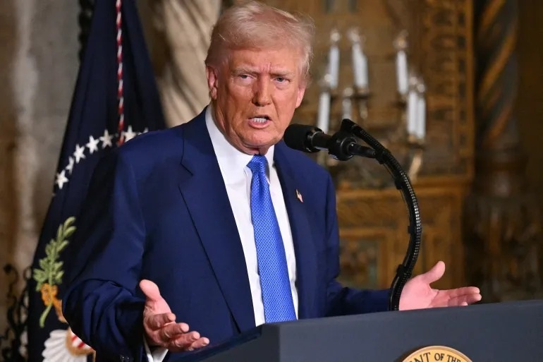 Ông Trump không vội chấm dứt xung đột, bác kịch bản tấn công hạt nhân Iran