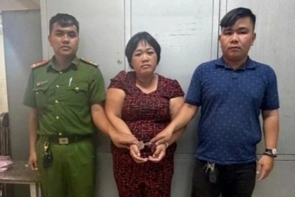 Bắt một phụ nữ chuyên lừa lấy vé số của người khuyết tật ở TPHCM