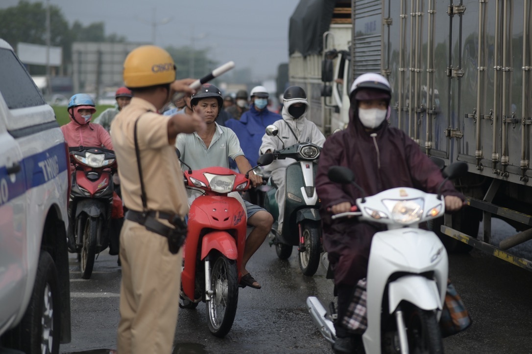 CSGT TPHCM hướng dẫn lộ trình thay thế, tránh ùn tắc dịp lễ 30/4