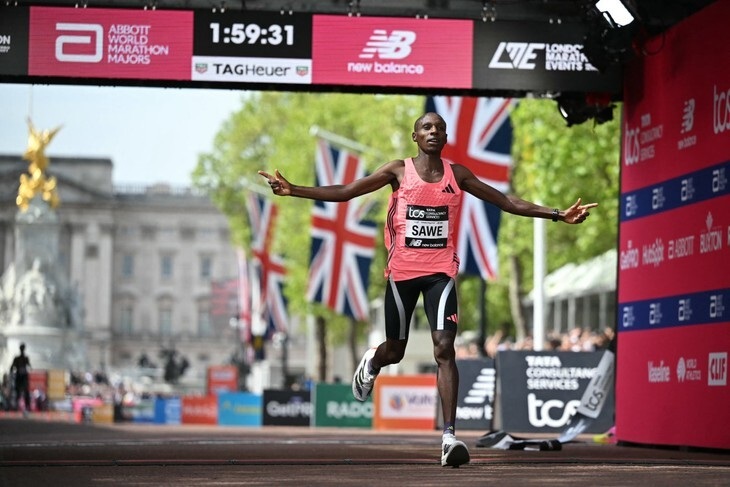 Kỷ lục chạy marathon dưới 2 tiếng được thiết lập ở London Marathon 2026
