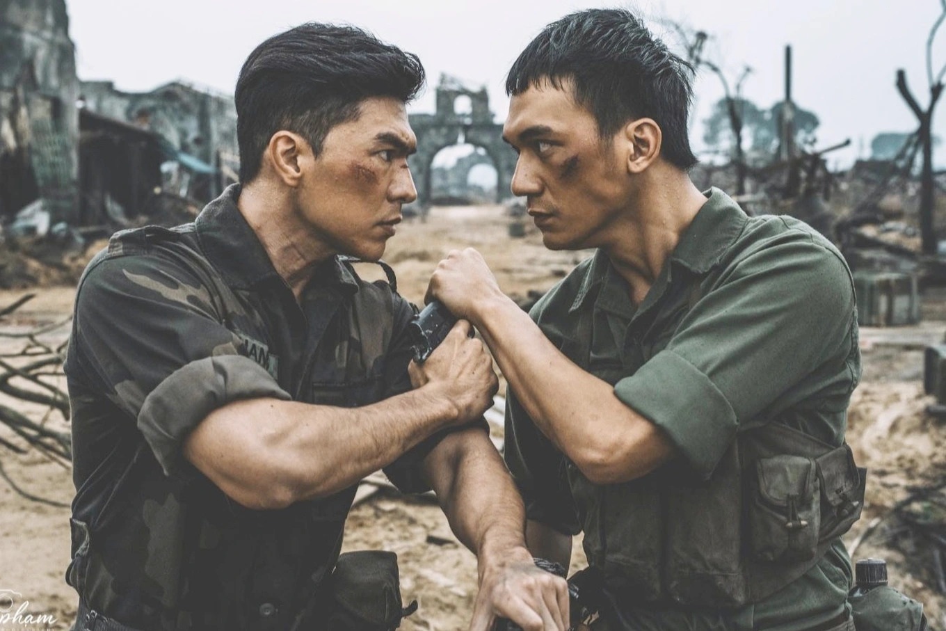 Văn hóa đọc và cú "lội ngược dòng" từ phim Mưa đỏ, Làng Vũ Đại ngày ấy