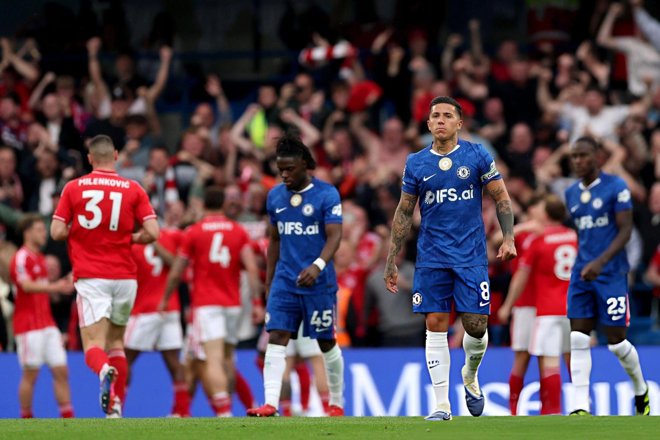 Chelsea gục ngã trước Nottingham Forest, tan mộng Champions League