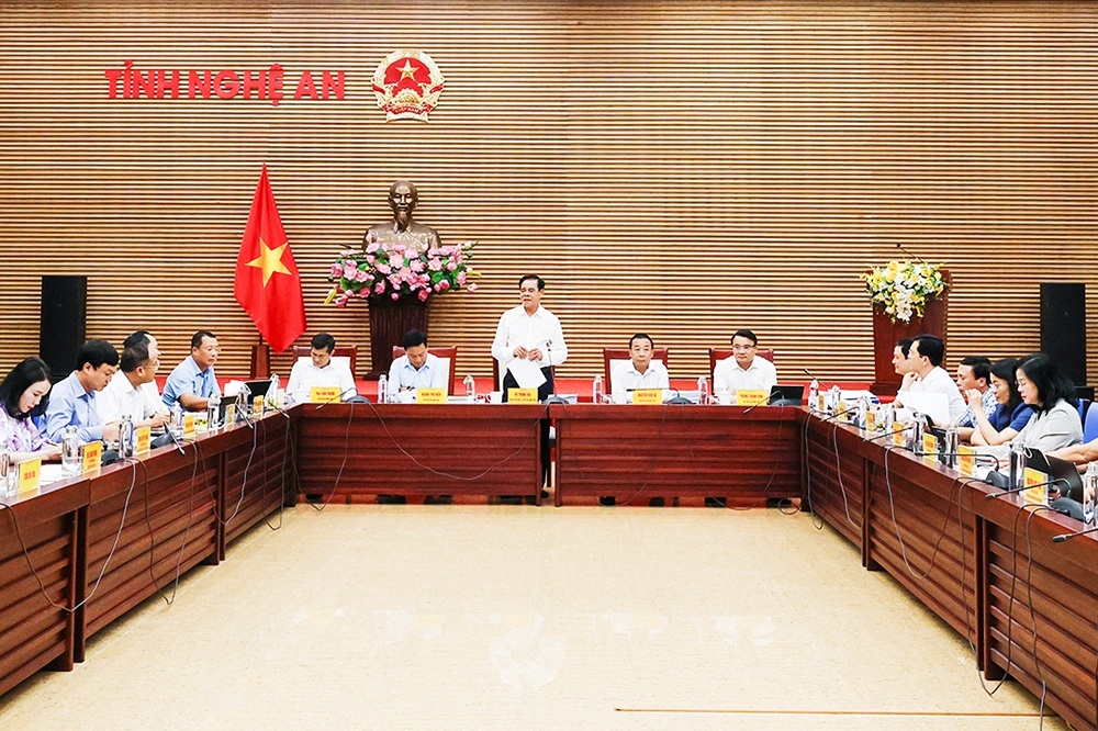 Yêu cầu giảm hội họp, không đọc lại báo cáo