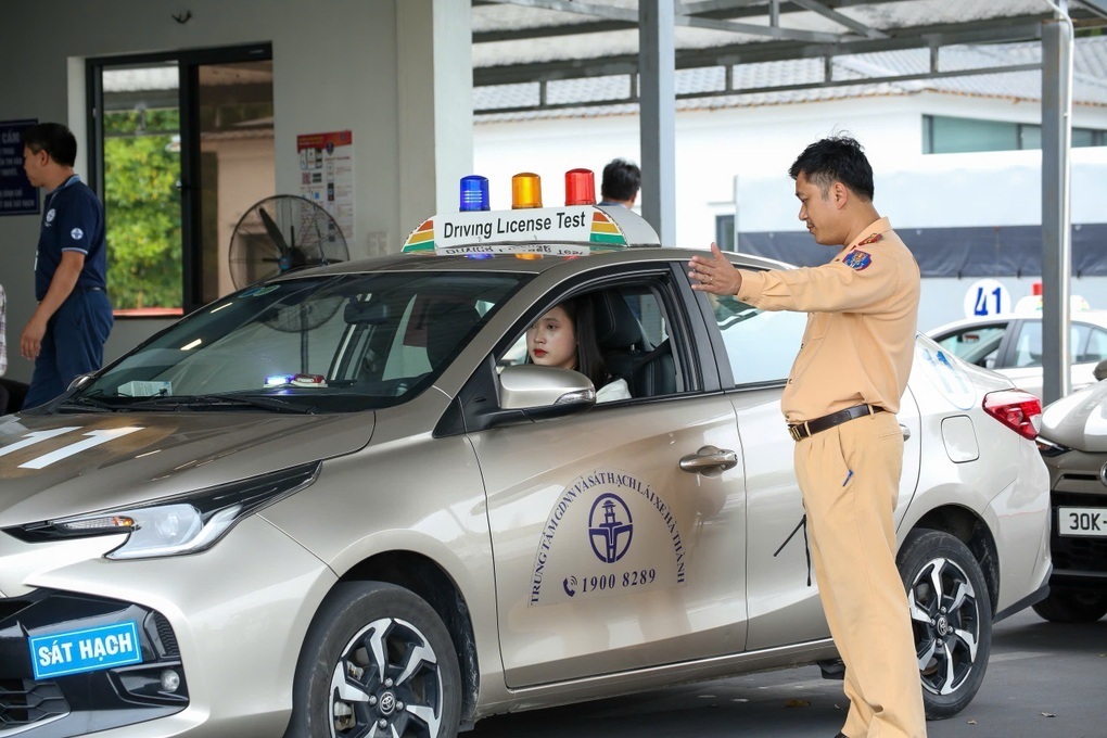 Cục CSGT chỉ đạo siết chặt sát hạch lái xe, tỷ lệ đỗ đường trường giảm 28%