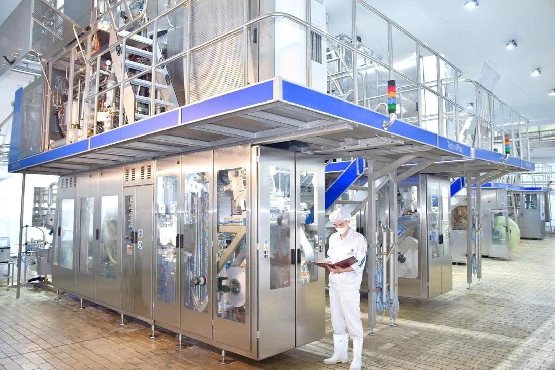 Hành trình 25 năm bền bỉ nâng tiêu chuẩn chất lượng của Hanoimilk
