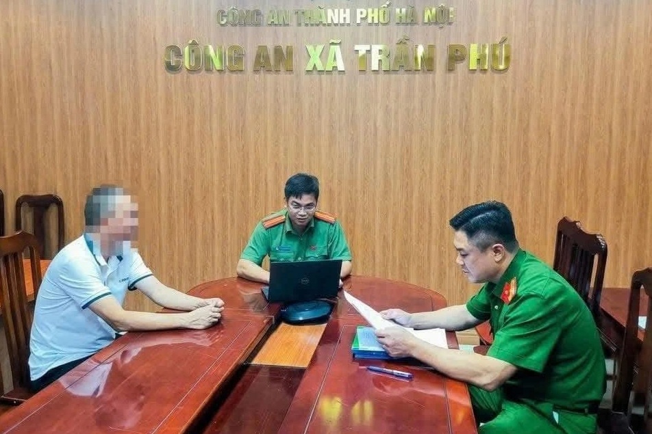 Đăng tin thóc phơi ngoài trời “nổ thành bỏng”, người đàn ông bị phạt