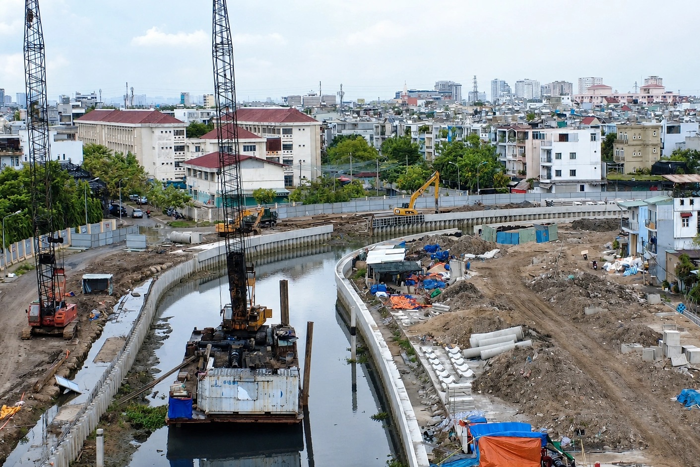 Chuyển động trên công trường dự án rạch Xuyên Tâm hơn 17.000 tỷ đồng