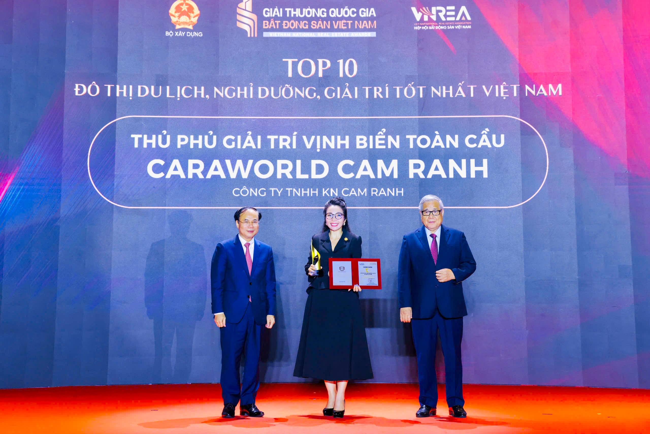 Caraworld Cam Ranh được vinh danh “Top 10 đô thị du lịch, nghỉ dưỡng, giải trí tốt nhất Việt Nam”