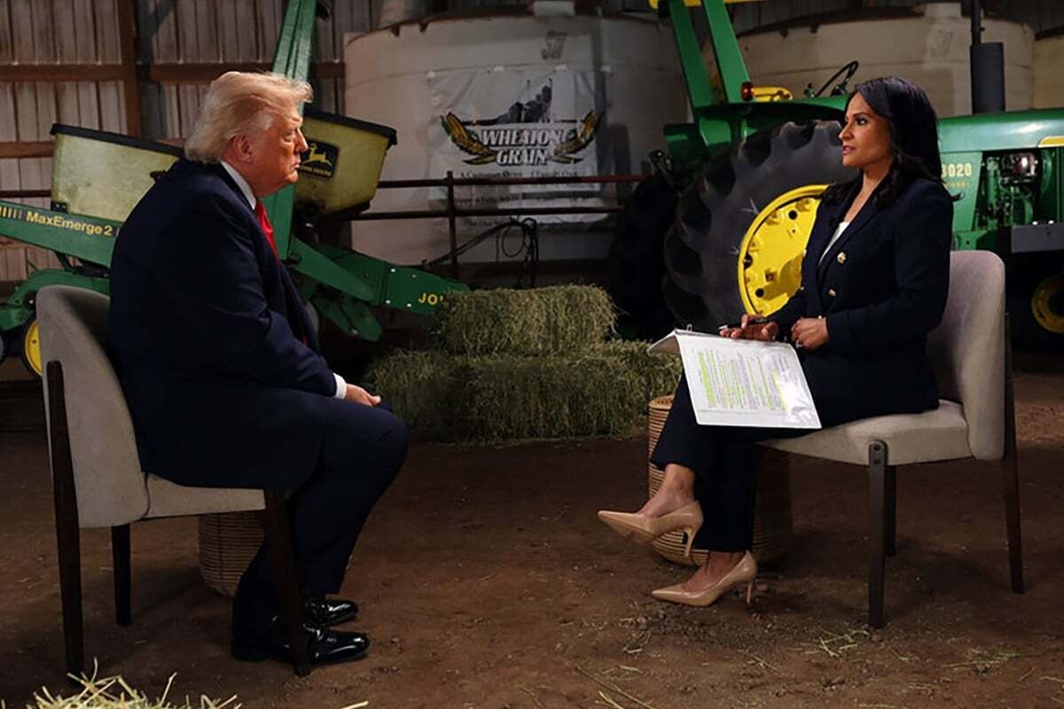 Tổng thống Trump bỏ ngang cuộc phỏng vấn sau màn tranh luận 