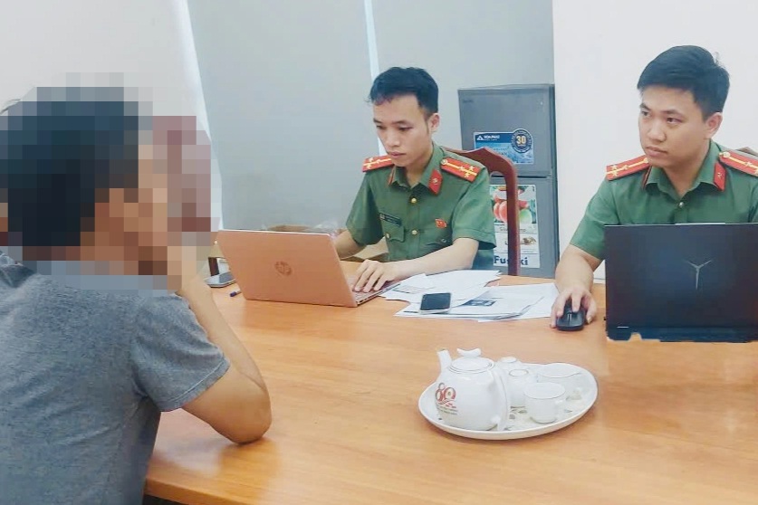 Bị phạt 7,5 triệu đồng vì bình luận xúc phạm lãnh đạo Đảng, 