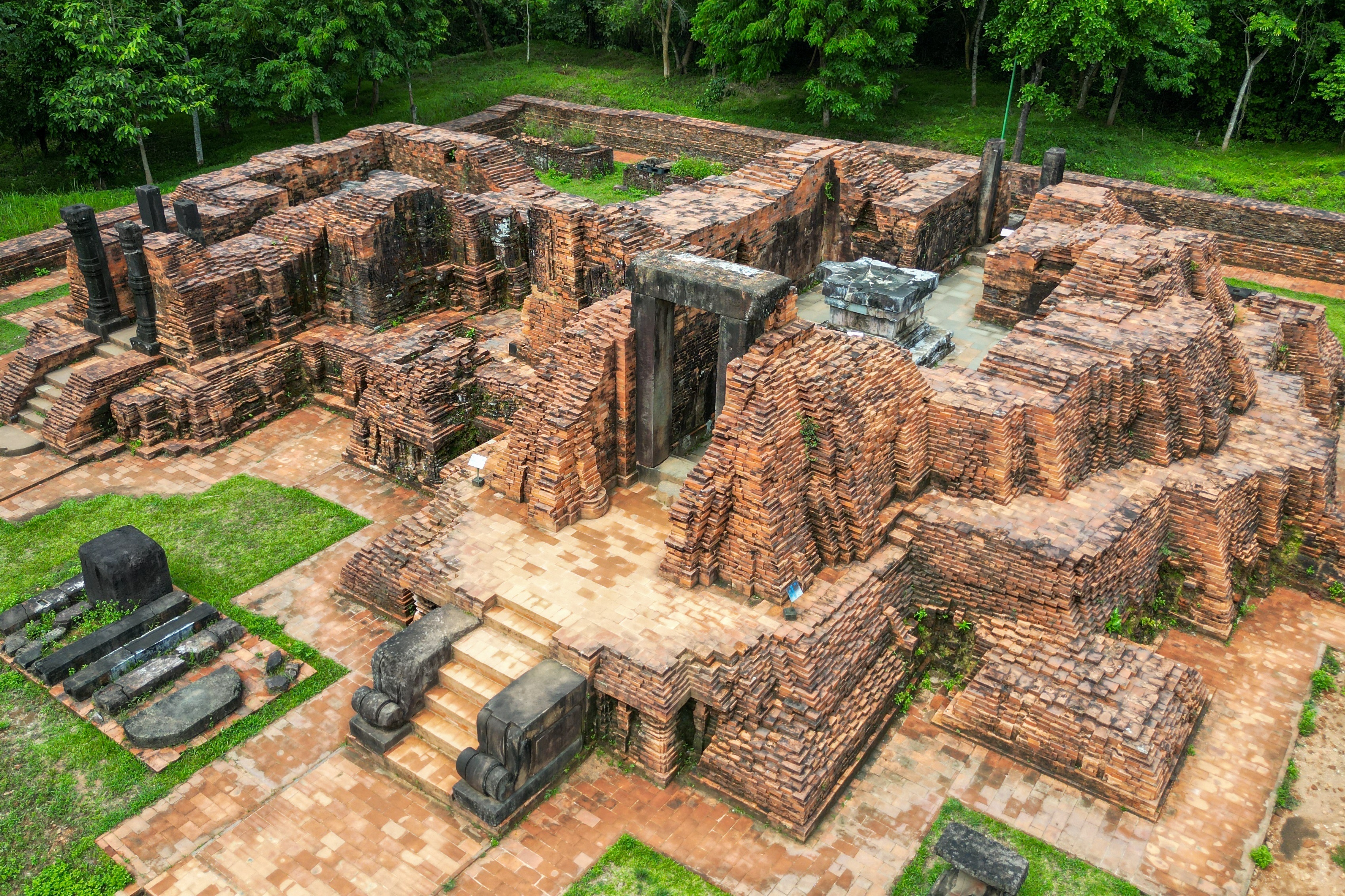 “Thung lũng thần linh” nghìn năm sánh ngang Angkor Wat và bí