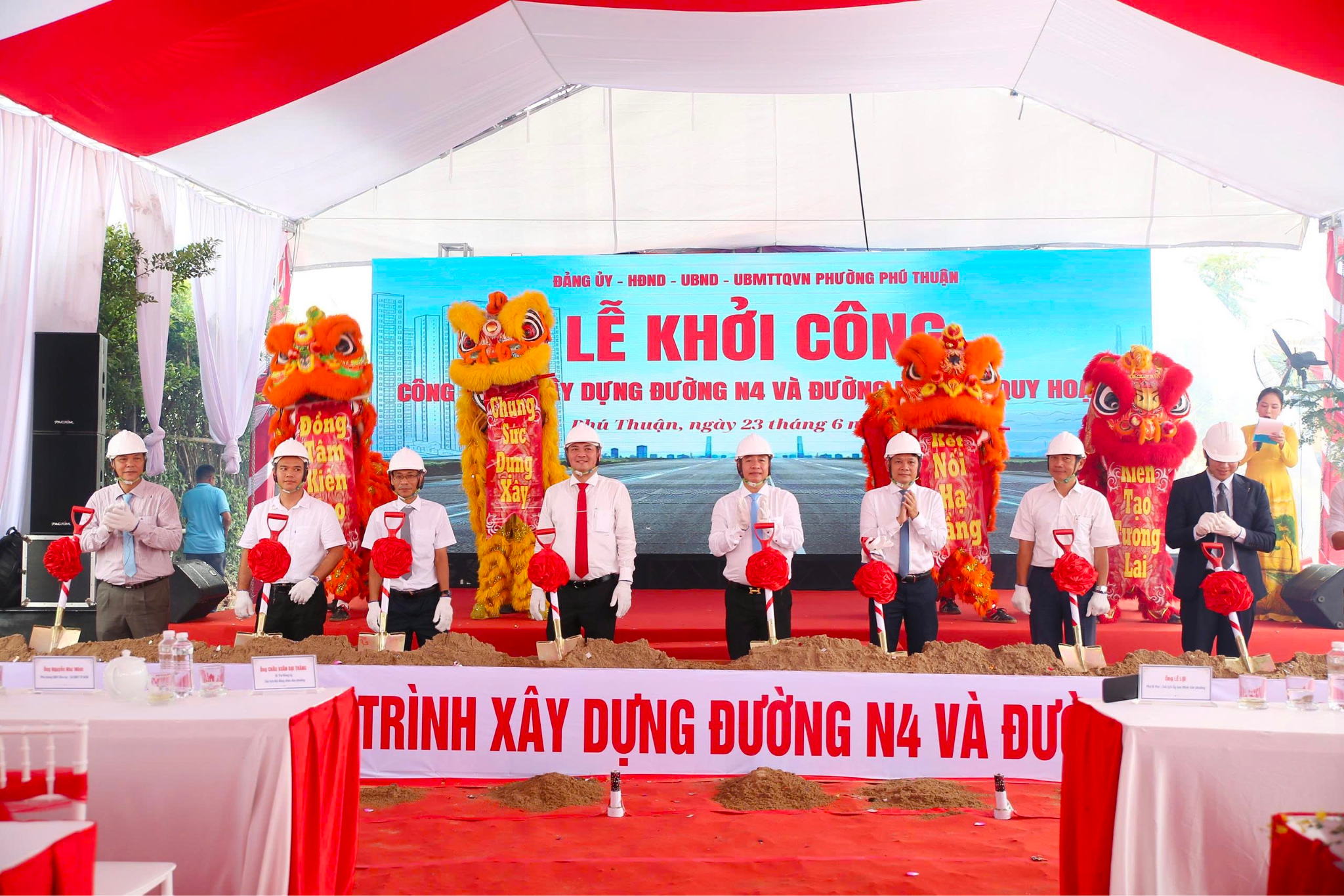 Phú Thuận khởi công 4 tuyến đường, cú hích của bất động sản Nam Sài Gòn