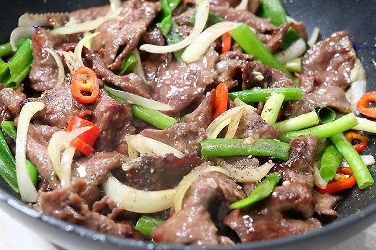 7 món nên dùng ít vào bữa tối nếu không muốn axit uric tăng cao
