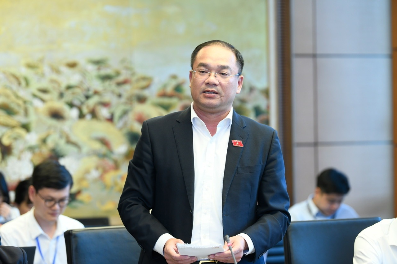 Đại biểu kiến nghị bổ sung cơ chế ưu tiên trong thông quan hàng hóa