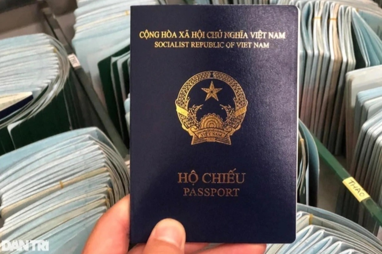 Công an cảnh báo một số nguy cơ dễ bị lừa đảo khi làm hộ chiếu online
