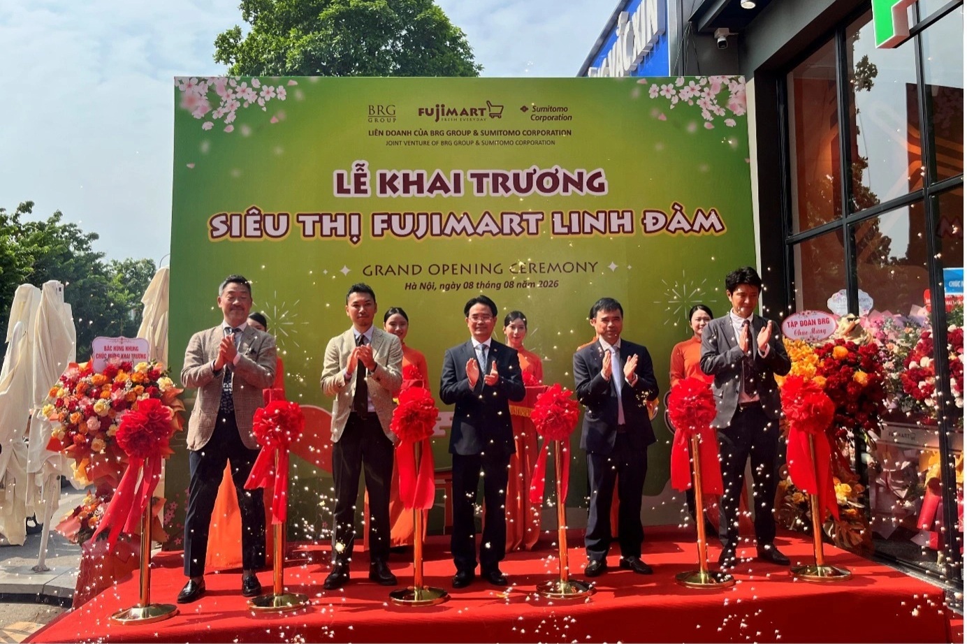 FujiMart khai trương siêu thị mới tại Linh Đàm