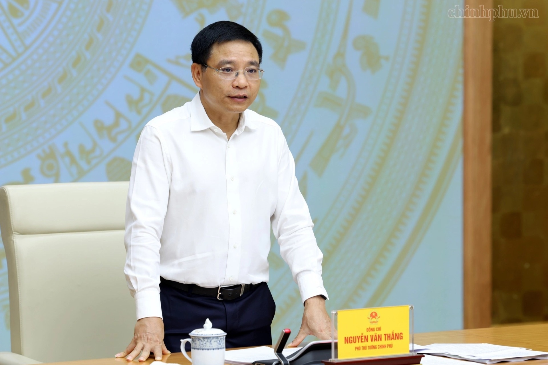 Ảnh minh hoạ cho Phó Thủ tướng: Xử lý đến cùng các vướng mắc, không đẩy doanh nghiệp đi vòng
