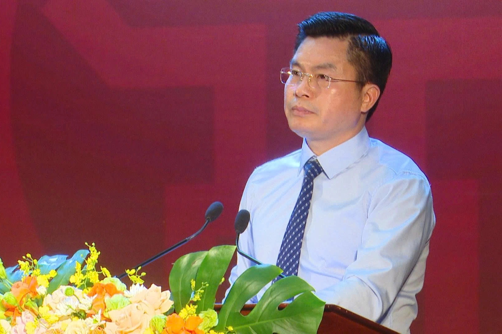 Đưa việc học và thực hành theo tấm gương Bác Hồ vào nhiệm vụ cụ thể