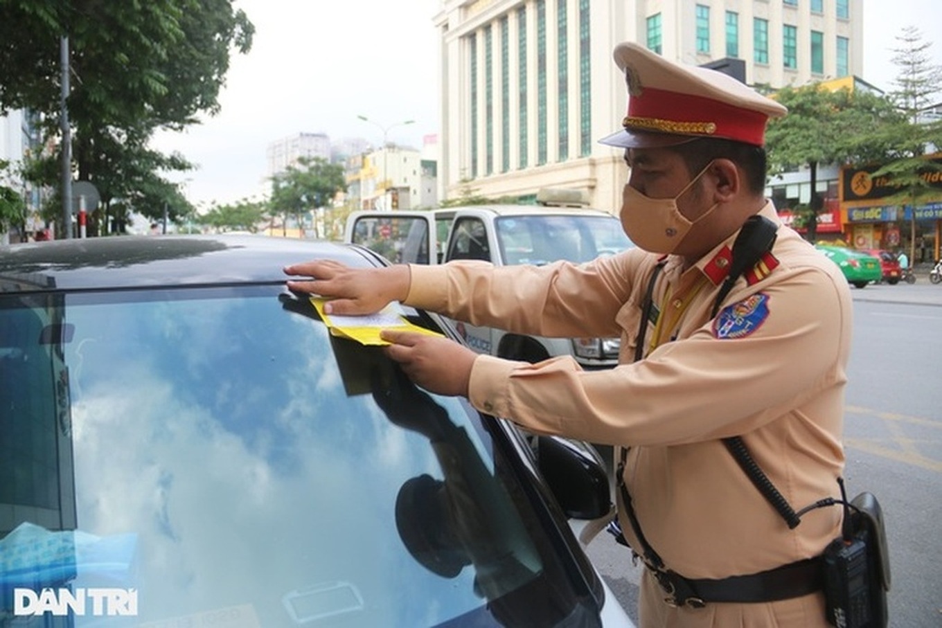 Xử nghiêm vi phạm giao thông, đảm bảo thượng tôn pháp luật, không vùng cấm