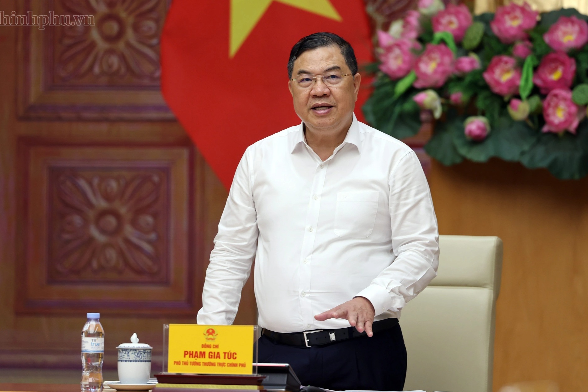 Nhập siêu 20,3 tỷ USD: Phó Thủ tướng chỉ đạo khẩn trương gỡ vướng xuất khẩu