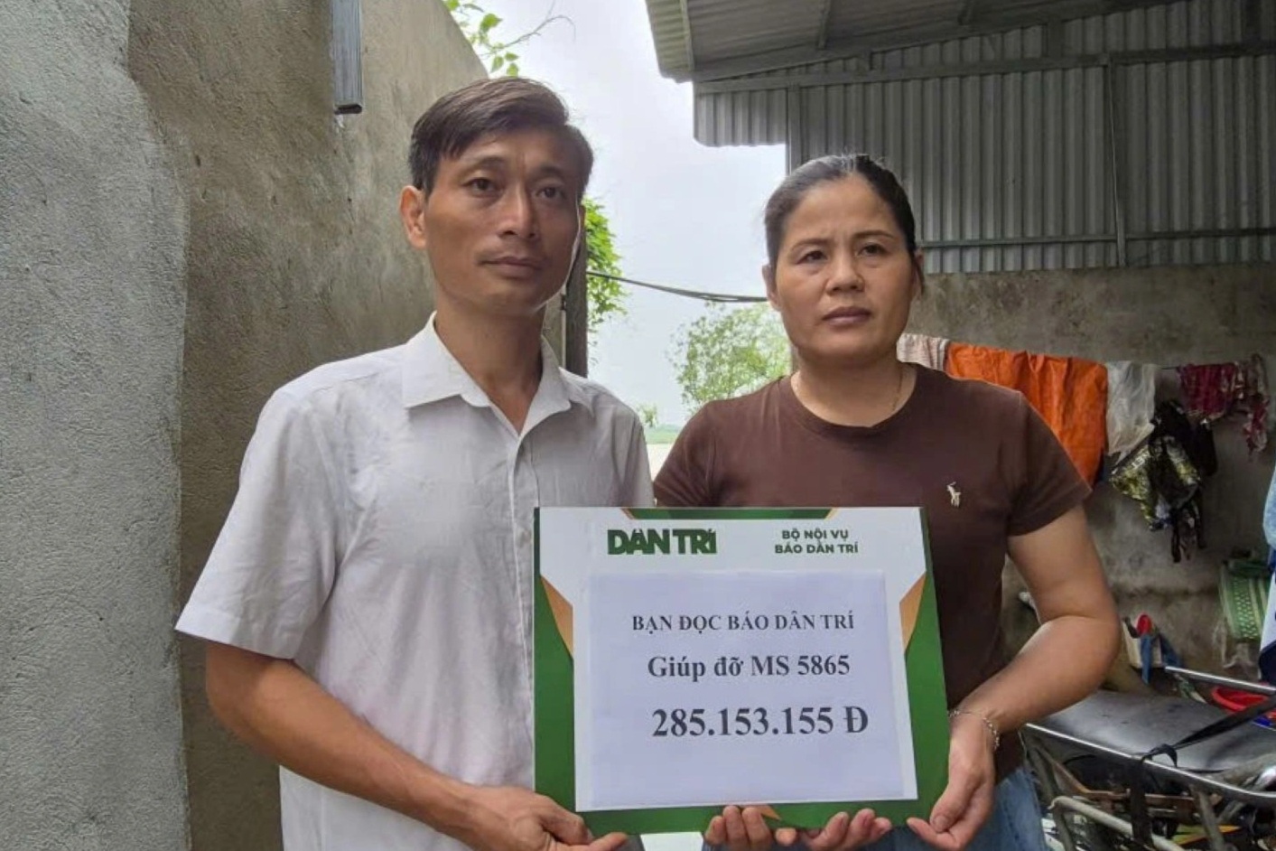 Người mẹ có 3 con mắc bệnh nhận hơn 435 triệu đồng từ bạn đọc Dân trí