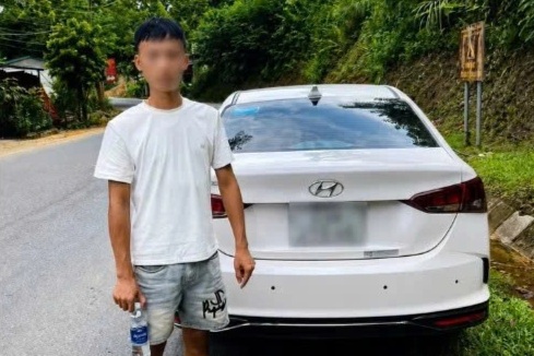 "Dính cồn" kịch khung, nam tài xế ô tô còn chạy quá tốc độ