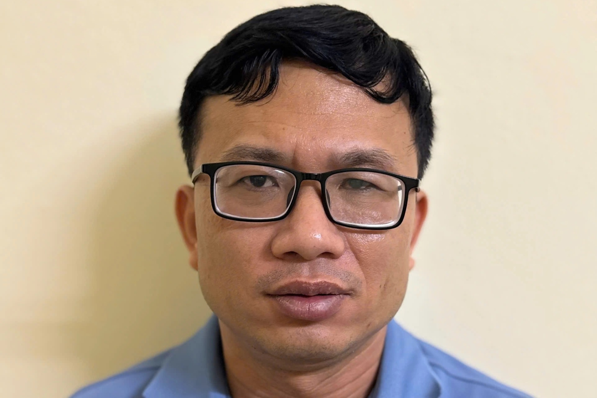 Khởi tố vụ án người đàn ông bị tố hiếp dâm bé gái dưới 13 tuổi