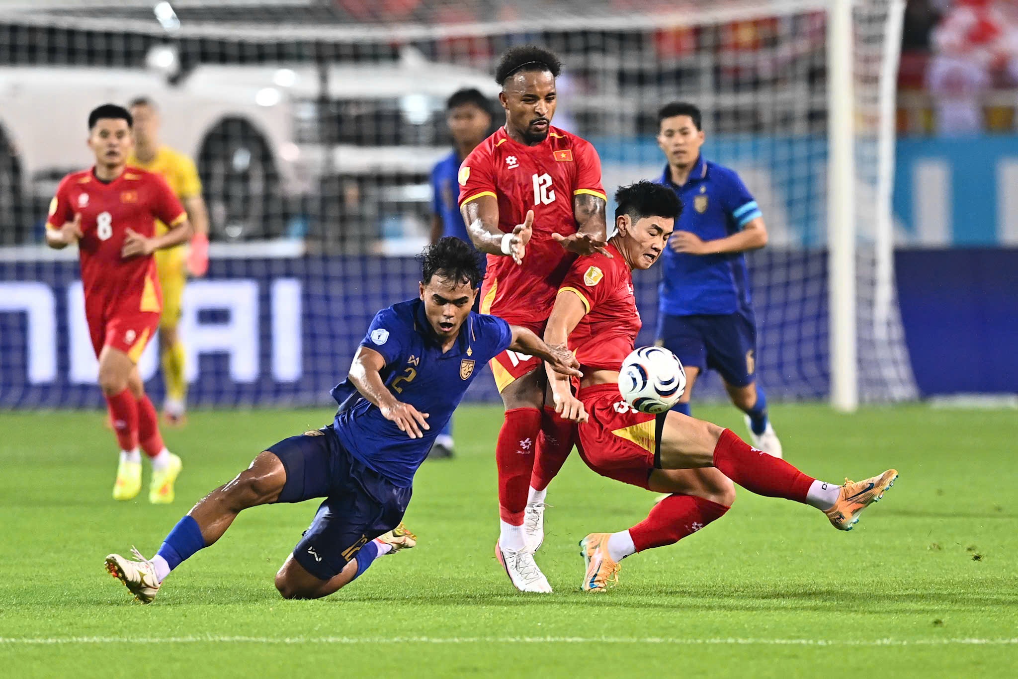 CĐV Đông Nam Á bình luận "đội hình A" của Thái Lan dự FIFA Asean Cup