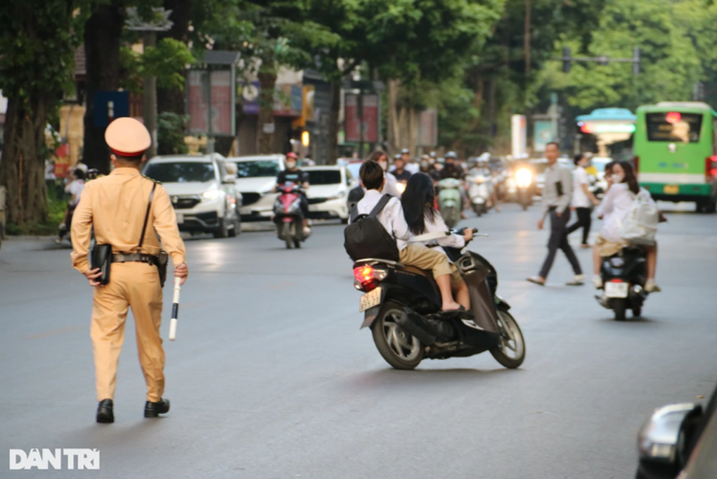 Từ 4/9, CSGT Hà Nội đẩy mạnh xử lý học sinh vi phạm giao thông