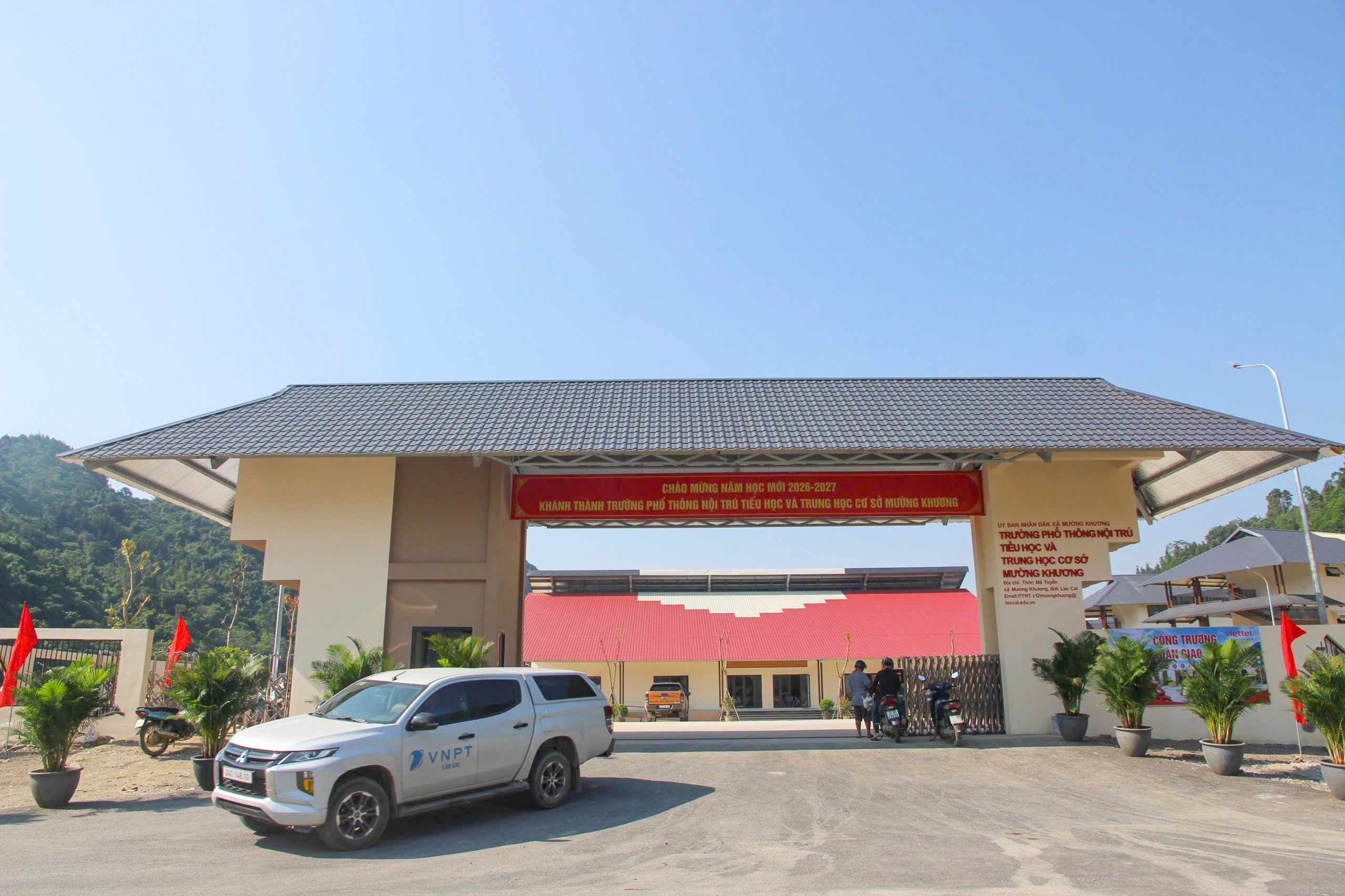 Hình ảnh ngôi trường hiện đại ở vùng biên Lào Cai trước ngày khai giảng