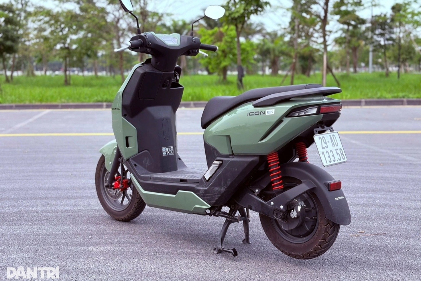 6 lựa chọn xe máy điện dành cho học sinh, sinh viên