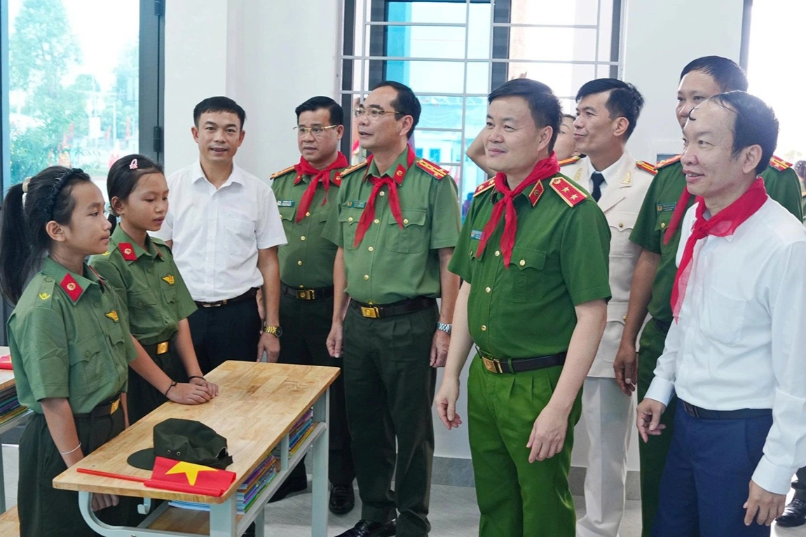 Lễ khai giảng ở ngôi trường đặc biệt nhất Nghệ An